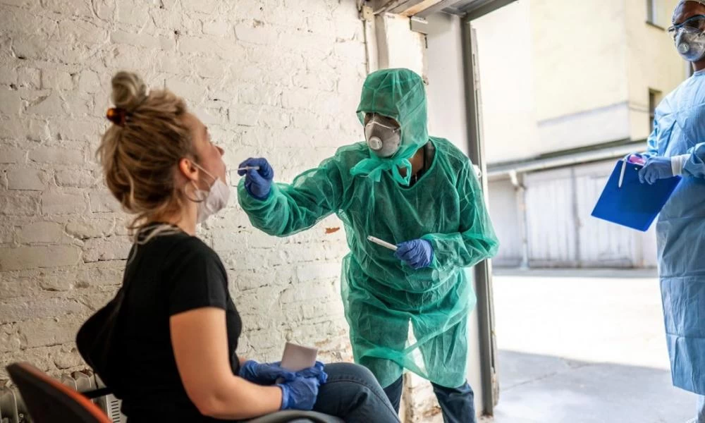 Νέα έρευνα: Στις 17 Απριλίου θα κορυφωθούν οι θάνατοι από κορονοϊό στην Ελλάδα - Επιστήμονες: ''Καραντίνα τέλος όταν βρεθεί το εμβόλιο''